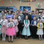 В Мозырской детской библиотеке прошел театрализованный праздник «Рождественское чудо»