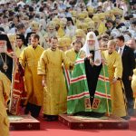 Торжества, посвященные 1030-летию Крещения Руси начались с Божественной литургии на Соборной площади Кремля