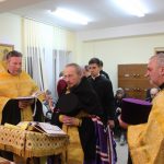 Епископ Вениамин совершил молебен в минском Доме-интернате для пенсионеров и инвалидов