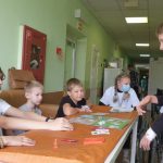 Воспитанники Воскресной школы гродненского Покровского собора осваивают больничное волонтерство