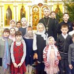 Воспитанники Воскресной школы лидского Свято-Георгиевского храма приняли участие в Божественной литургии